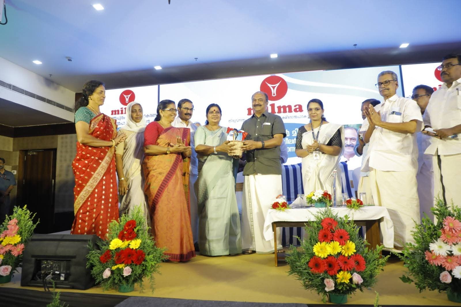 മിൽമയുടെ ബോട്ടിൽ മിൽക്ക് വിപണിയിൽ