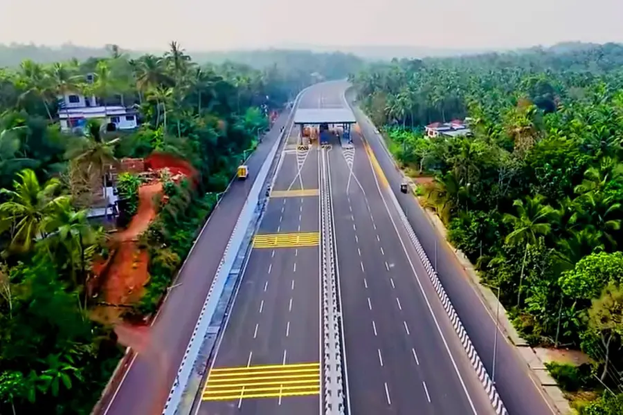 ദേശീയപാതകളുടെ പദ്ധതി വിവരങ്ങൾ അടങ്ങിയ ക്യുആർ കോഡ് സൂചനാബോര്‍ഡുകള്‍ സ്ഥാപിക്കാനൊരുങ്ങി ദേശീയപാത അതോറിറ്റി