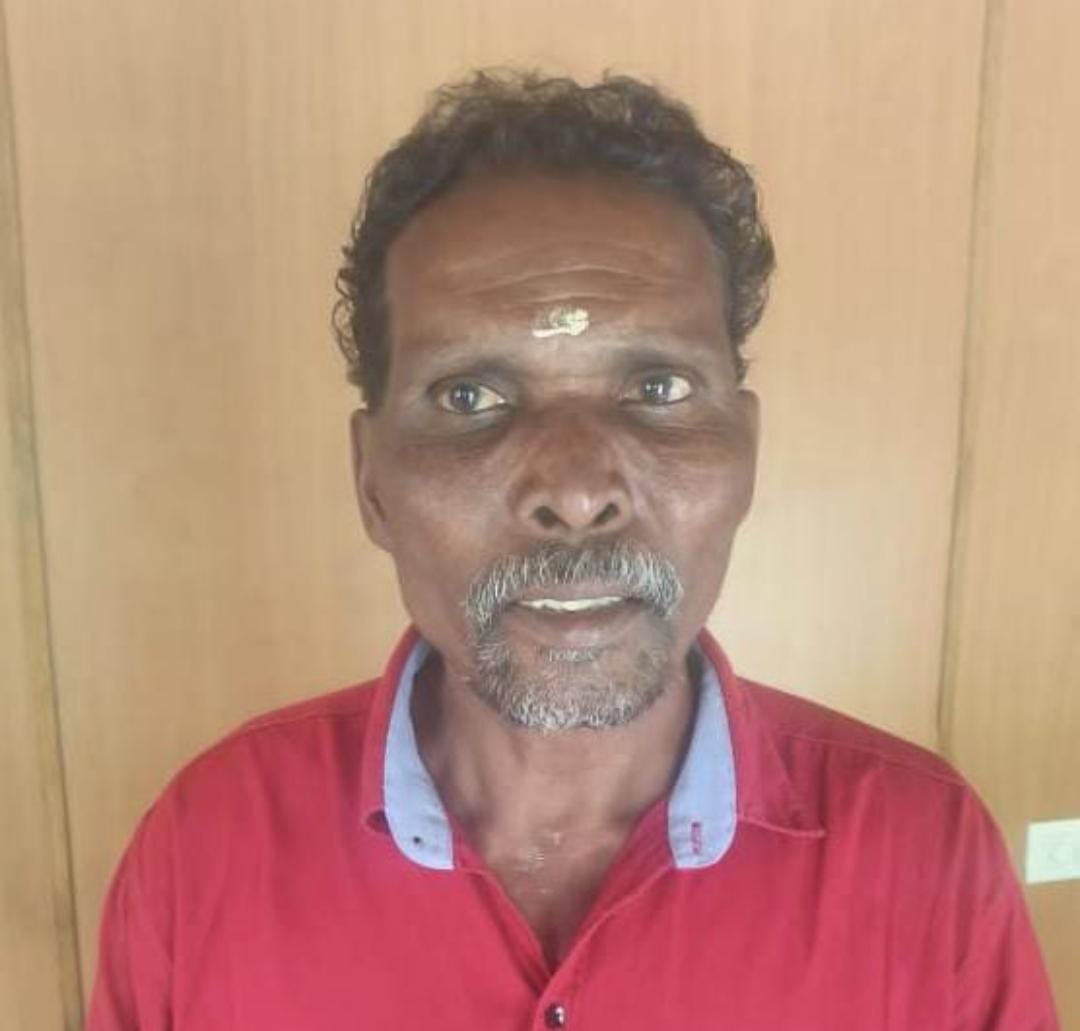 കർണാടക മദ്യവുമായി മദ്ധ്യവയസ്കൻ പിടിയിൽ