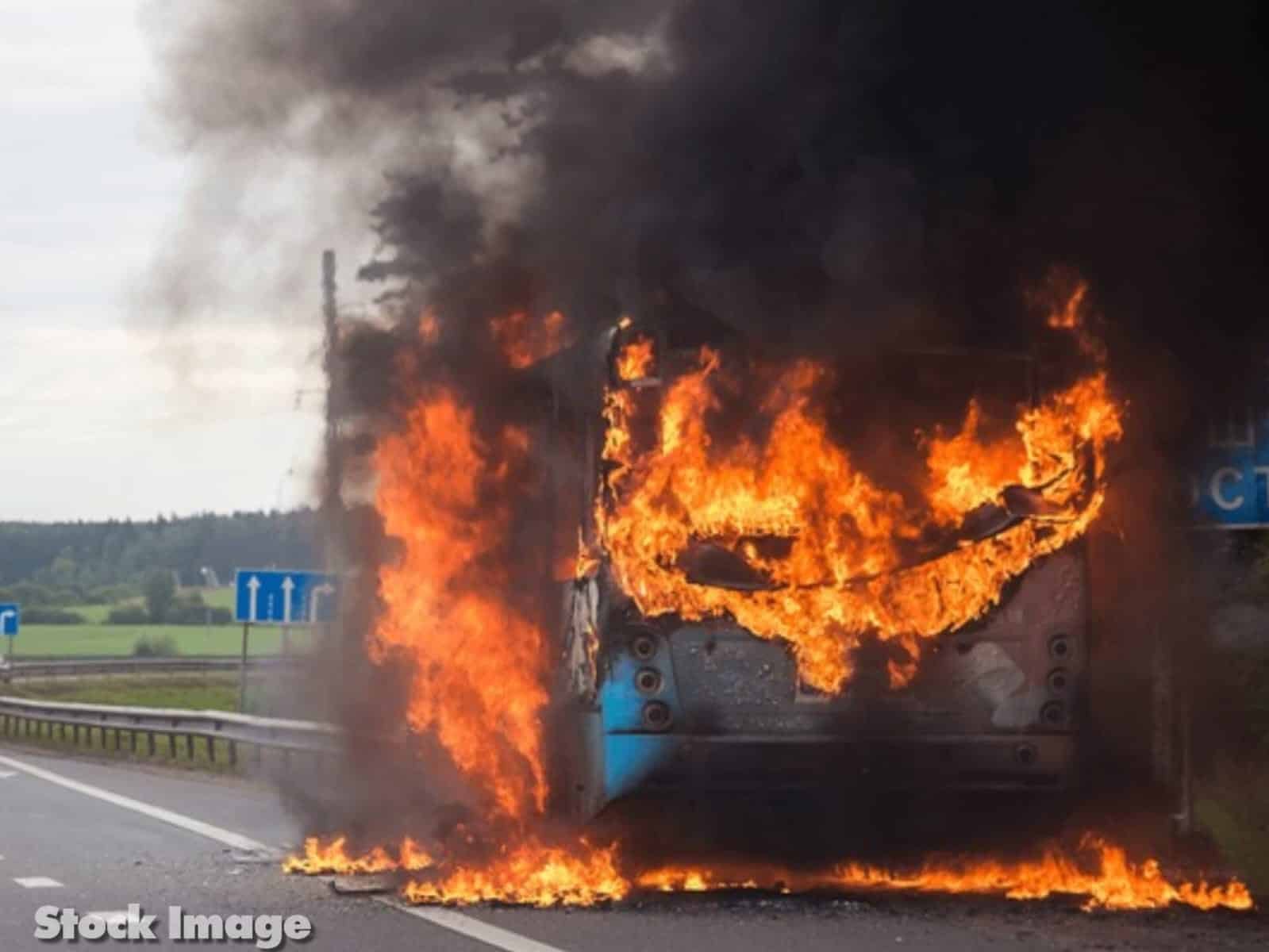 മദീനയിൽ ഉംറ ബസ് കത്തി: നാൽപതോളം പേർ മരിച്ചതായി റിപ്പോർട്ട്; ബസിൽ ഹൈദരാബാദ് സ്വദേശികളും