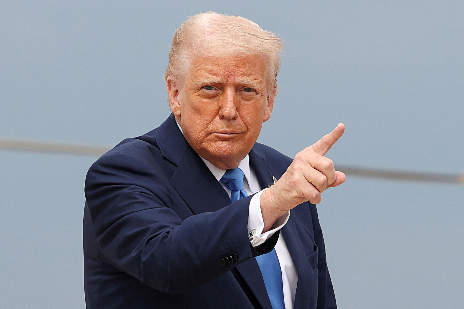 റഷ്യയെ സഹായിക്കുന്ന രാജ്യങ്ങളെ ശിക്ഷിക്കും; ഇന്ത്യയ്ക്കുൾപ്പെടെ 500 ശതമാനം താരിഫ് ഏർപ്പെടുത്താനൊരുങ്ങി ട്രംപ്