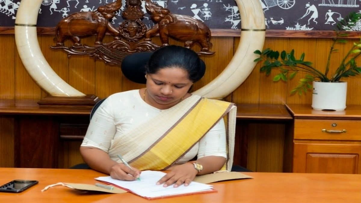 “പണം തിരികെ നല്കാം… ഒരു വീട് അനുവദിക്കാമോ?” 15 ലക്ഷം സ്വീകരിച്ച ദുരന്തബാധിതർ കലക്ടറെ സമീപിക്കുന്നു