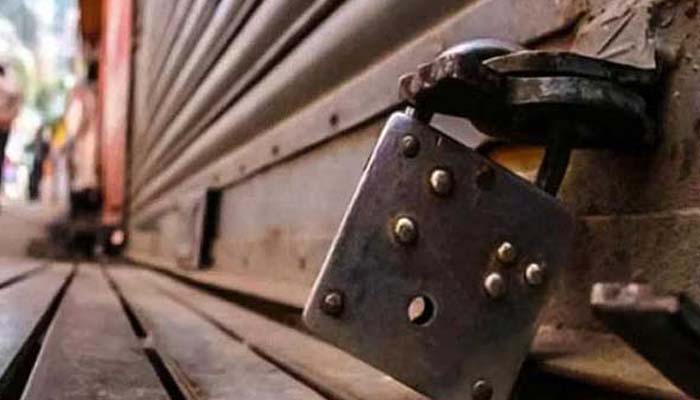 24 മണിക്കൂർ ദേശീയ പണിമുടക്ക് ആരംഭിച്ചു; കെഎസ്ആർടിസി, സ്വകാര്യ ബസ്, ഓട്ടോ, ടാക്‌സി തൊഴിലാളികളും സമരത്തിൽ