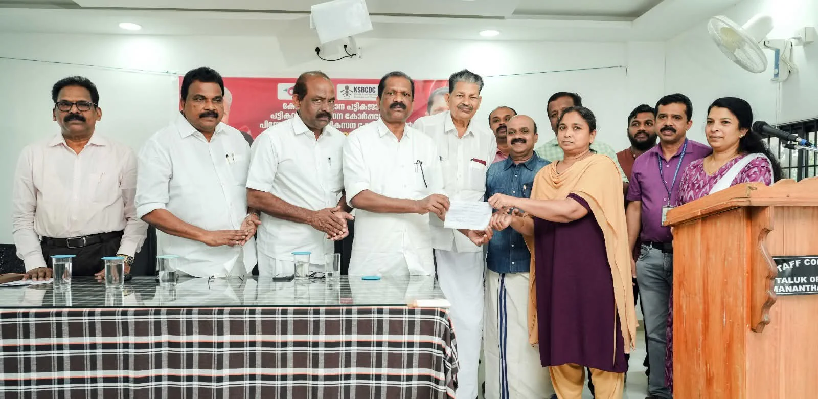 പിന്നാക്ക വിഭാഗ വികസന കോർപറേഷൻ വായ്പാ അദാലത്ത്: 28.54 ലക്ഷം രൂപയുടെ ഇളവ് അനുവദിച്ചു