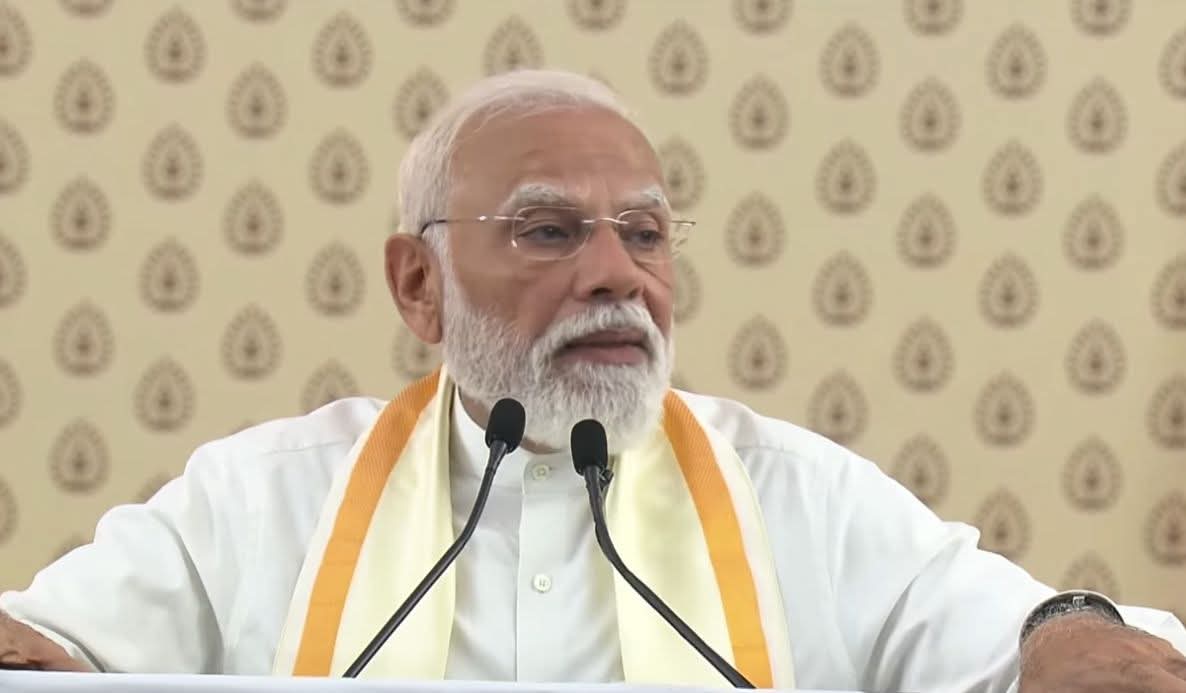 കേരളത്തിന് 10,800 കോടി രൂപയുടെ പദ്ധതികൾ സമ്മാനിച്ച് പ്രധാനമന്ത്രി നരേന്ദ്രമോദി