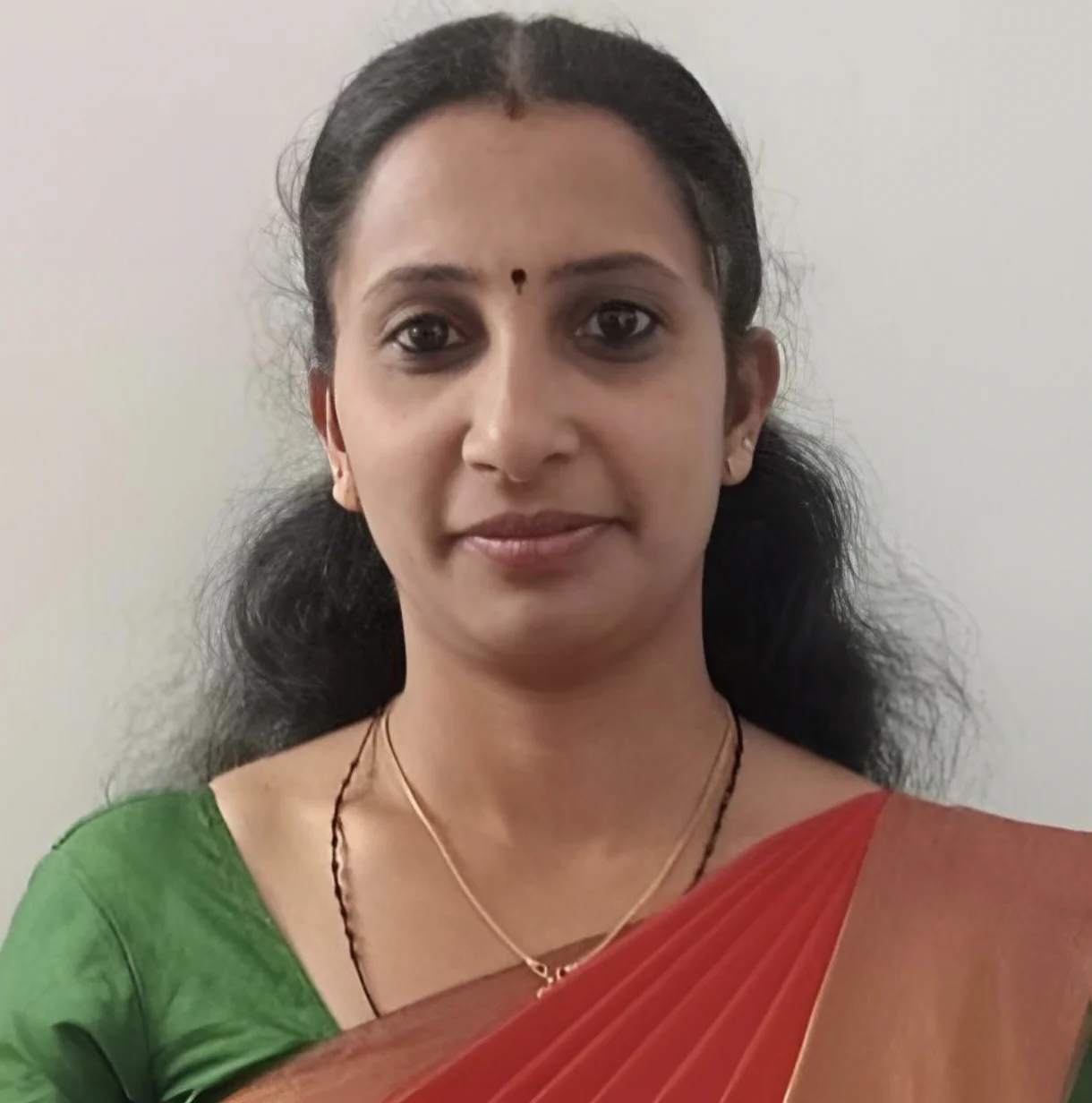 വാഹനാപകടത്തിൽ പരുക്കേറ്റ് ചികിത്സയിലായിരുന്ന അധ്യാപിക മരിച്ചു