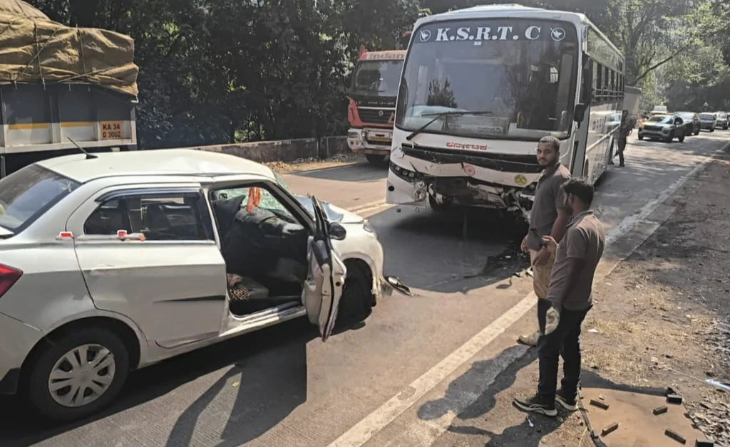 കർണാടക മാണ്ട്യയിൽ  വാഹനാപകടം: മൂന്ന് പേർ മരിച്ചു