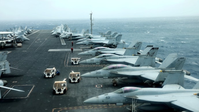 ഹോര്‍മൂസ് കടലിടുക്കിനടുത്ത് കനത്ത അമേരിക്കൻ ആക്രമണം; ഇറാന്റെ മിസൈല്‍ കേന്ദ്രങ്ങള്‍ ആക്രമിച്ചു