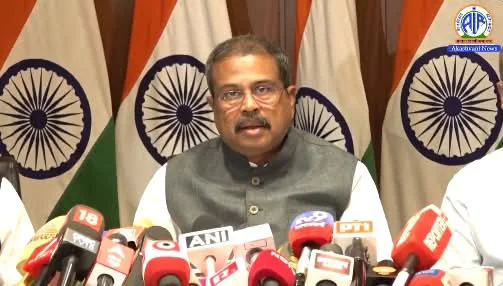 നീറ്റ് പരീക്ഷ അടുത്തവർഷം മുതൽ ഓൺലൈനായി നടത്തുമെന്ന് കേന്ദ്രസർക്കാർ