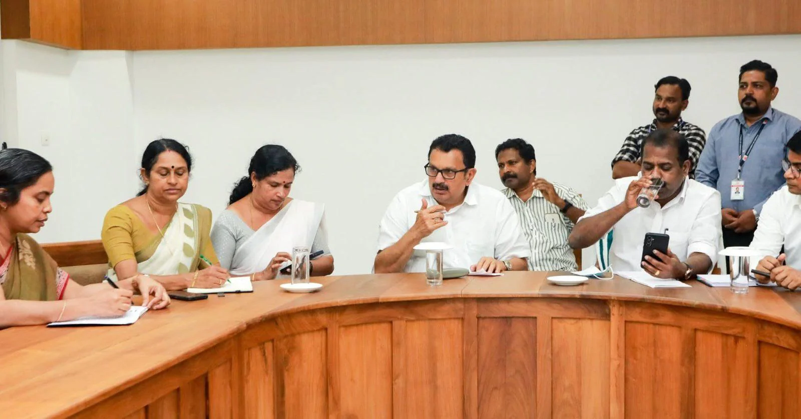 ഷിഗല്ല ; ആശങ്കപ്പെടേണ്ട സാഹചര്യമില്ല: മന്ത്രി കെ മുരളീധരൻ