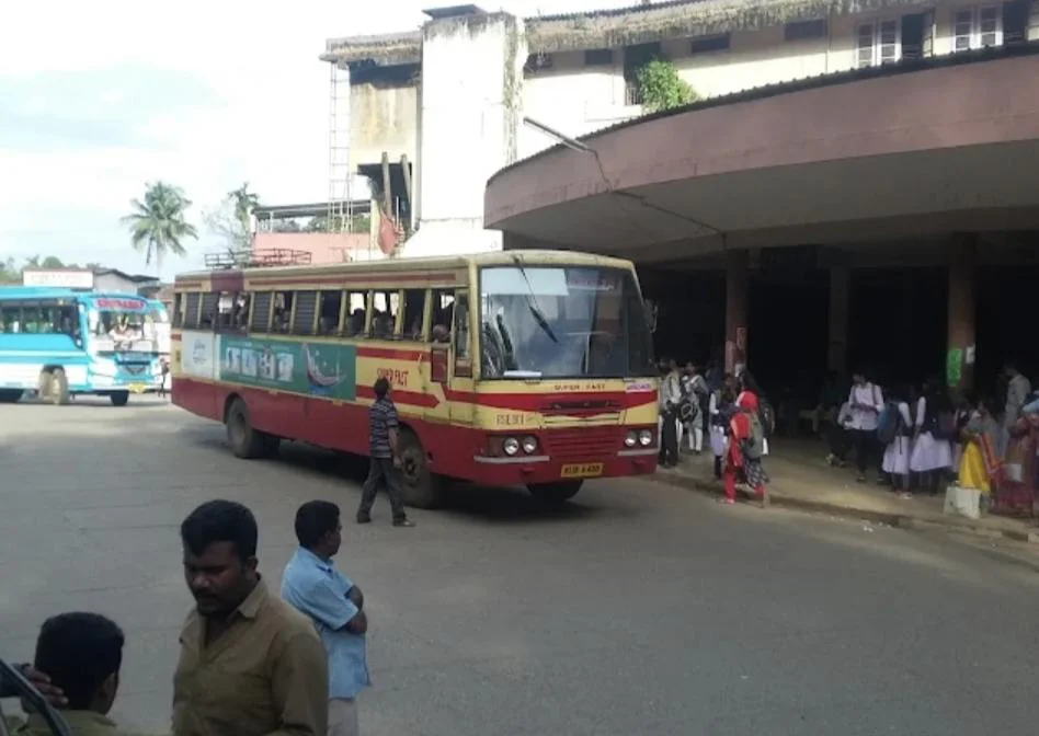 മാനന്തവാടി ബസ് സ്റ്റാന്റ് പൊളിച്ച് നീക്കൽ 27.06.2026 മുതൽ ടൗണിൽ ഗതാഗത ക്രമീകരണം
