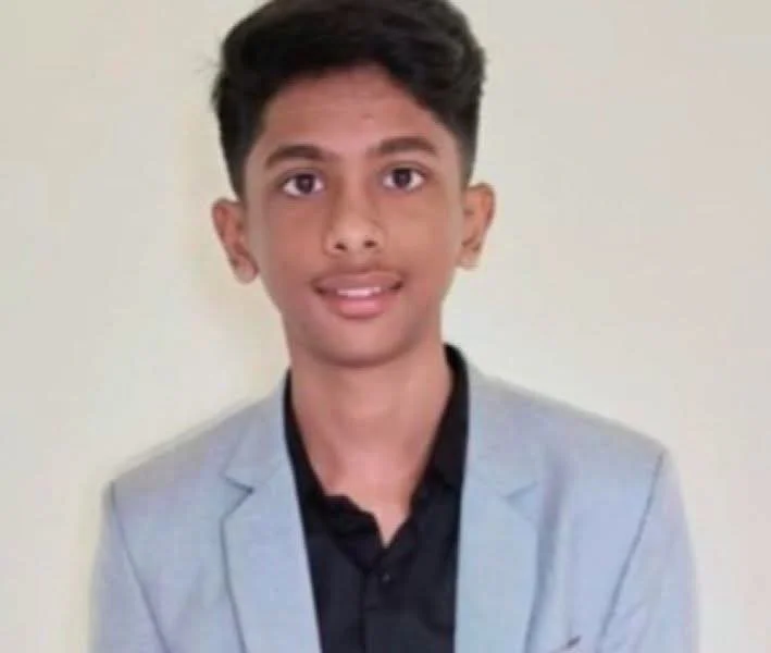 കണ്ണൂരിൽ ഫ്ലാറ്റിന്റെ പതിനേഴാം നിലയിൽ നിന്ന് വീണ് പ്ലസ് വൺ വിദ്യാർത്ഥിക്ക് ദാരുണാന്ത്യം