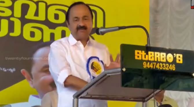 മൂവാറ്റുപുഴയെ ജില്ലയാക്കുന്ന കാര്യം പരിഗണനയിൽ : മുഖ്യമന്ത്രി