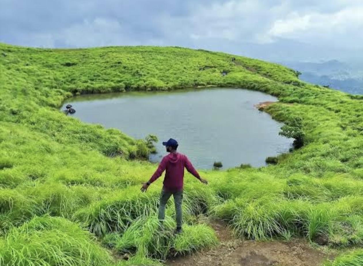കനത്ത മഴ: വിനോദസഞ്ചാര കേന്ദ്രങ്ങളിൽ നിയന്ത്രണം ഏർപ്പെടുത്താൻ നിർദേശം