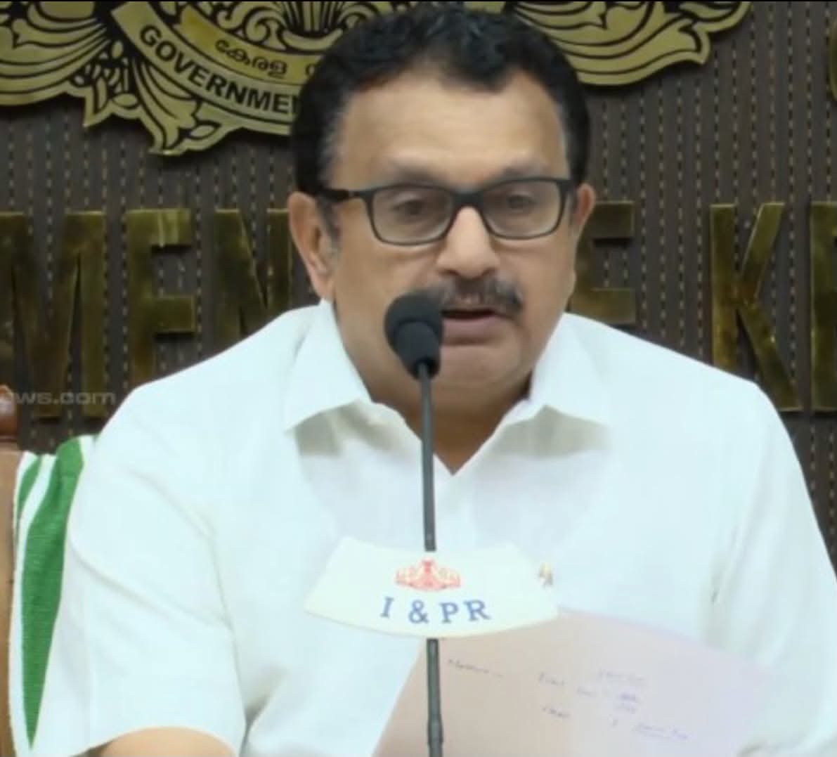 സർക്കാർ മെഡിക്കൽ കോളേജ് ഡോക്ടർമാരുടെ സ്വകാര്യ പ്രാക്ടീസ് തിരികെ കൊണ്ടുവരില്ല; മന്ത്രി കെ മുരളീധരൻ