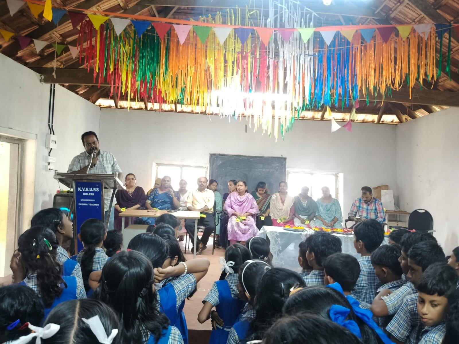 കോളേരി കൃഷ്ണവിലാസ് AUP സ്കൂളിലെ അധ്യാപകരെ ആദരിച്ചു