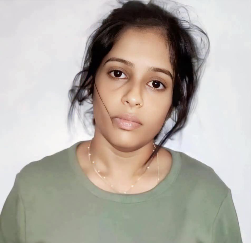 വടകര എം.ഡി.എം.എ. കേസിൽ പ്രതിയായ അധ്യാപിക കീർത്തനയ്ക്ക് കുത്തേറ്റു ;ഭർത്താവ് കസ്റ്റഡിയിൽ