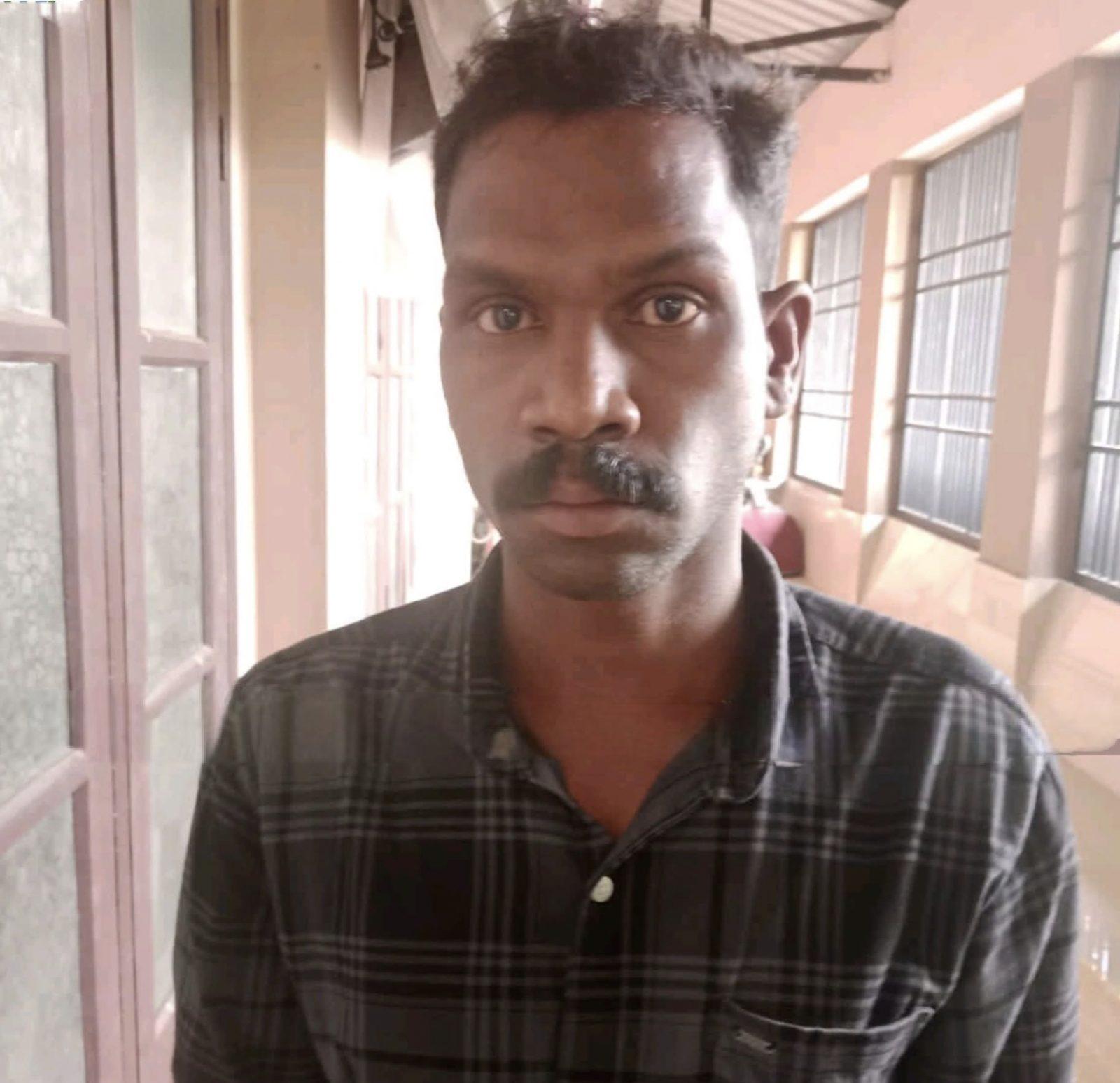 പ്രായപൂര്‍ത്തിയാകാത്ത കുട്ടികള്‍ക്കെതിരെ നഗ്നതാ പ്രദര്‍ശനം; യുവാവിന് തടവും പിഴയും